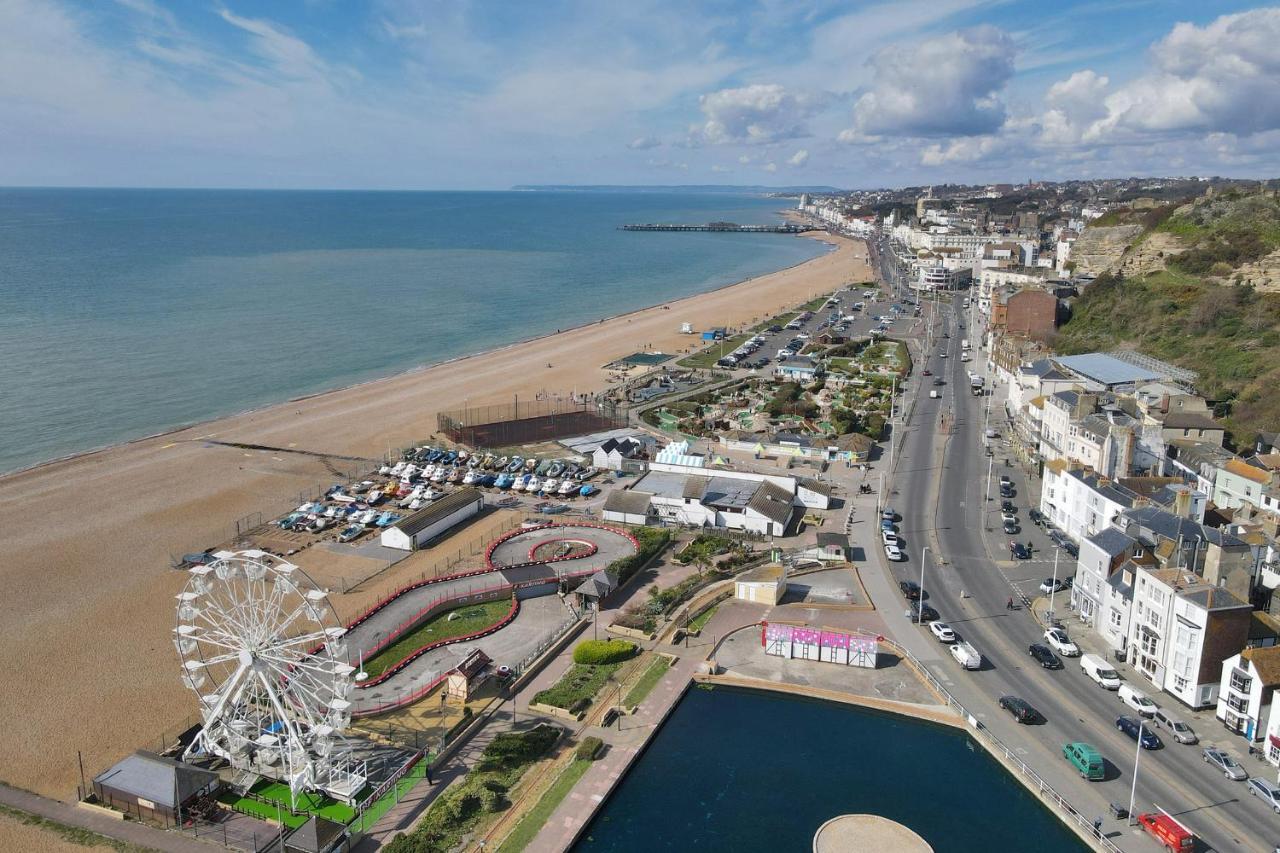 Master Accommodation Suite 9 Single Room With Roof Top Views Hastings Dış mekan fotoğraf